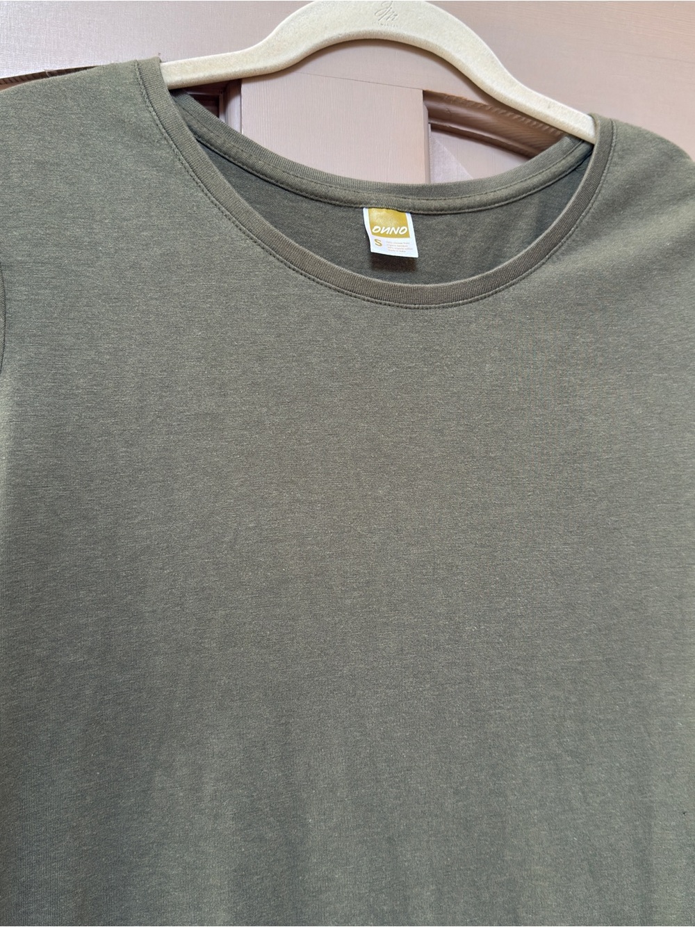 ONNO Olive Green Bamboo Crewneck T-Shirt Size Small - Picture 3 of 4